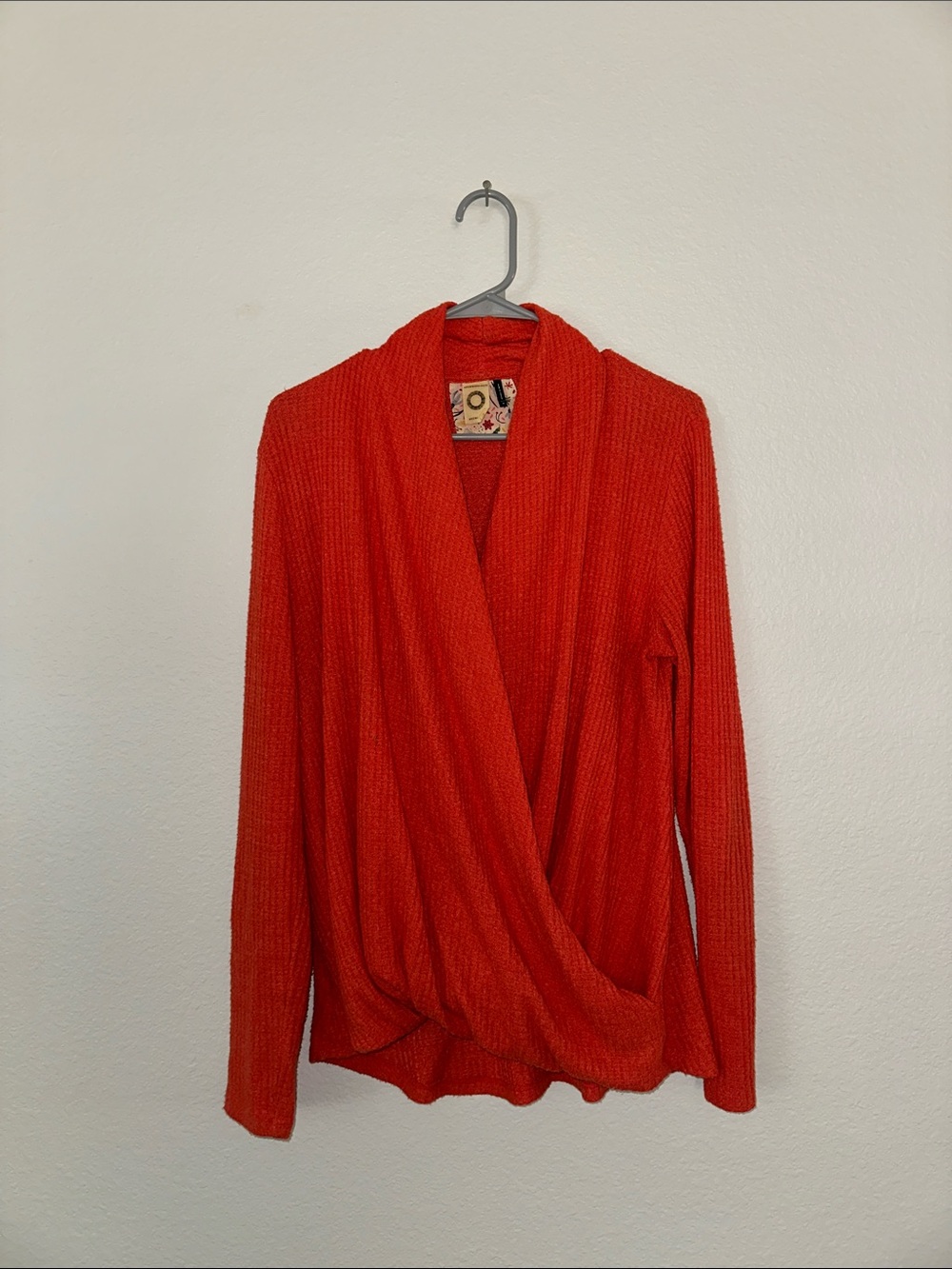 Akemi + Kin Anthropologie Women’s Coral Wrap Front Knit Top Size M